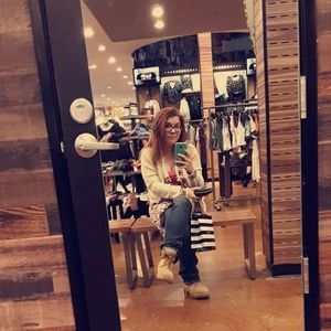 Meet your Posher, Katelyn